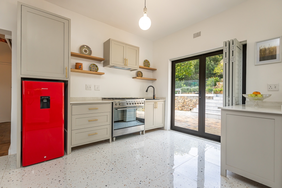 To Let 3 Bedroom Property for Rent in Camps Bay Western Cape